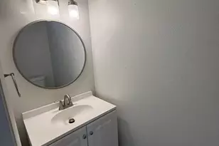 6678 N 43rd Ave, Glendale, AZ 85301 - Photo 7