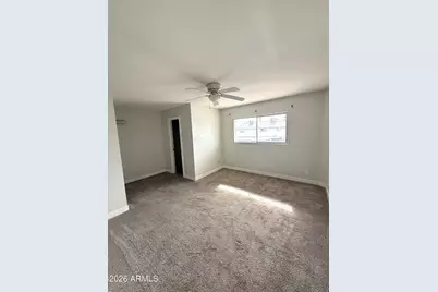 6678 N 43rd Avenue, Glendale, AZ 85301 - Photo 11