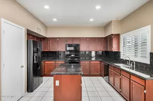 4334 E Anderson Dr, Phoenix, AZ 85032 - Photo 15