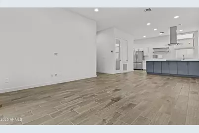 325 E Coronado Road #8, Phoenix, AZ 85004 - Photo 15