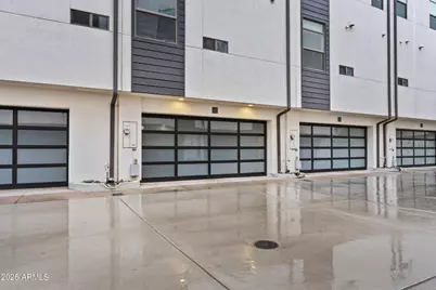 325 E Coronado Road #8, Phoenix, AZ 85004 - Photo 1