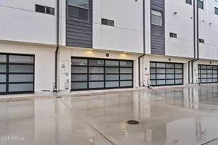 325 E Coronado Rd, Phoenix, AZ 85004 - Photo 1