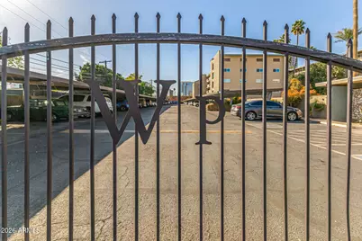 349 E Thomas Road #E407, Phoenix, AZ 85012 - Photo 1