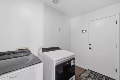 238 N Hudson Place, Chandler, AZ 85225 - Photo 33