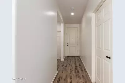 18174 W Robin Lane, Surprise, AZ 85387 - Photo 5