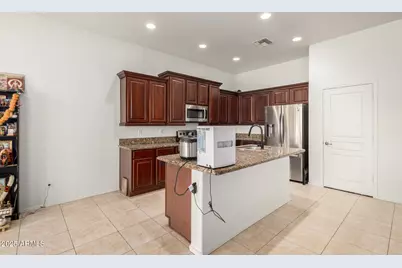 4740 E Peach Tree Drive, Chandler, AZ 85249 - Photo 15