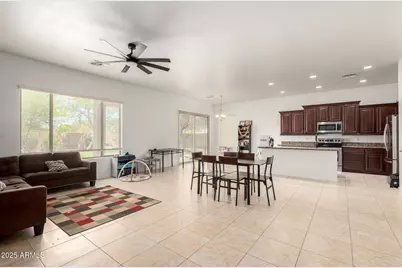 4740 E Peach Tree Drive, Chandler, AZ 85249 - Photo 9