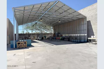 557 S Robson --, Mesa, AZ 85210 - Photo 3