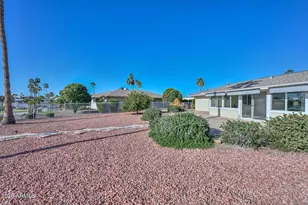 14007 N Whispering Lake Dr, Sun City, AZ 85351 - Photo 21