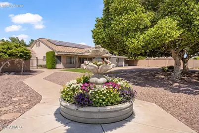 8841 W Port Royale Lane, Peoria, AZ 85381 - Photo 11