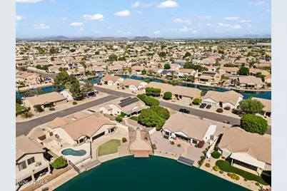 8841 W Port Royale Lane, Peoria, AZ 85381 - Photo 9