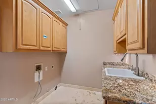 8841 W Port Royale Ln, Peoria, AZ 85381 - Photo 35