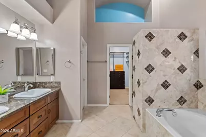 8841 W Port Royale Lane, Peoria, AZ 85381 - Photo 39