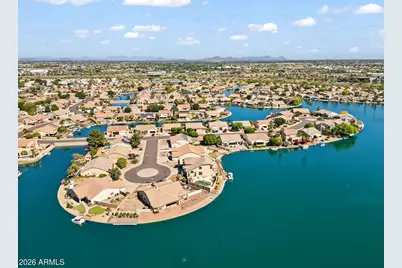 8841 W Port Royale Lane, Peoria, AZ 85381 - Photo 15