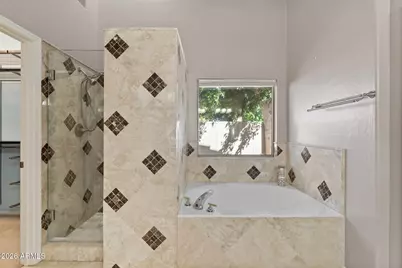 8841 W Port Royale Lane, Peoria, AZ 85381 - Photo 41