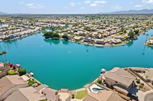 8841 W Port Royale Ln, Peoria, AZ 85381 - Photo 15