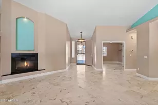 8841 W Port Royale Ln, Peoria, AZ 85381 - Photo 21