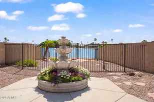 8841 W Port Royale Ln, Peoria, AZ 85381 - Photo 11