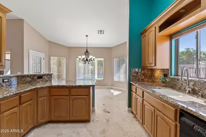 8841 W Port Royale Lane, Peoria, AZ 85381 - Photo 29