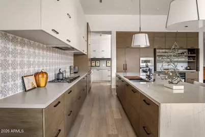 6863 E Joshua Tree Lane, Paradise Valley, AZ 85253 - Photo 11