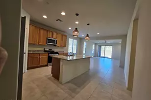 13550 W Cassia Trail, Peoria, AZ 85383 - Photo 11