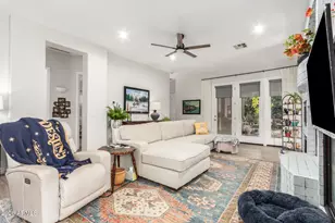 3422 E Pyrenees Pass, Phoenix, AZ 85018 - Photo 9