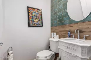 3422 E Pyrenees Pass, Phoenix, AZ 85018 - Photo 17