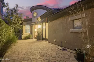 3422 E Pyrenees Pass, Phoenix, AZ 85018 - Photo 7