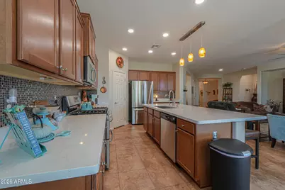 5263 W Pueblo Drive, Eloy, AZ 85131 - Photo 11