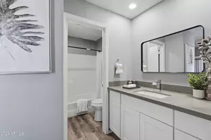 2035 S Elm St, Tempe, AZ 85282 - Photo 23