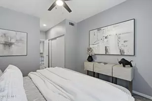 2035 S Elm St, Tempe, AZ 85282 - Photo 21