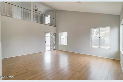 8834 W Michelle Drive, Peoria, AZ 85382 - Photo 17