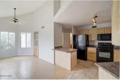 8834 W Michelle Drive, Peoria, AZ 85382 - Photo 21