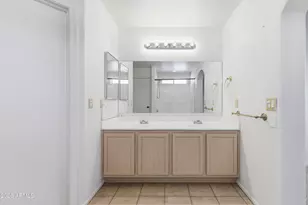 3042 W Rose Garden Ln, Phoenix, AZ 85027 - Photo 15