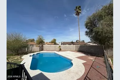 8056 W Westview Drive, Phoenix, AZ 85033 - Photo 19