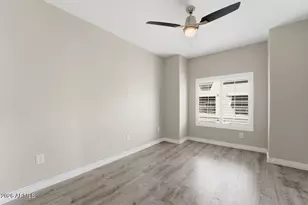 5450 E Deer Valley Dr, Phoenix, AZ 85054 - Photo 19