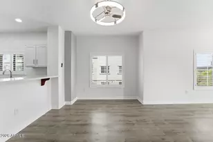 5450 E Deer Valley Dr, Phoenix, AZ 85054 - Photo 15