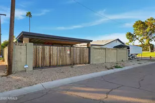 7753 E Earll Dr, Scottsdale, AZ 85251 - Photo 45