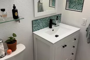 17225 N 16th St, Phoenix, AZ 85022 - Photo 1