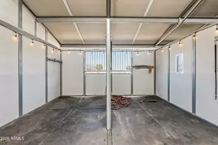 3151 S Eagle Dr, Chandler, AZ 85286 - Photo 35