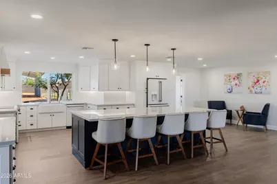 3151 S Eagle Drive, Chandler, AZ 85286 - Photo 5