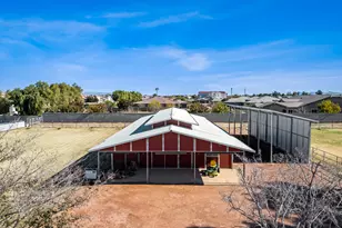 3151 S Eagle Dr, Chandler, AZ 85286 - Photo 43