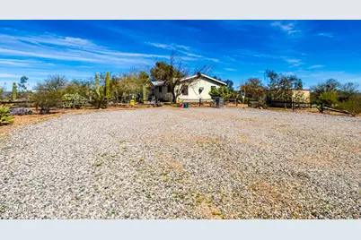 25206 W Rockaway Hills Drive, Morristown, AZ 85342 - Photo 25