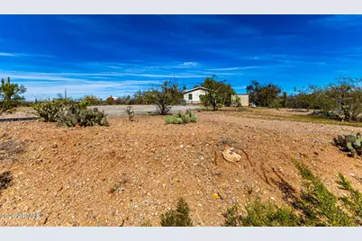 25206 W Rockaway Hills Drive, Morristown, AZ 85342 - Photo 21