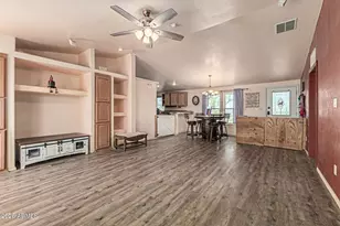 25206 W Rockaway Hills Dr, Morristown, AZ 85342 - Photo 3