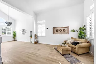 815 E Desert Trumpet Rd, Phoenix, AZ 85048 - Photo 9