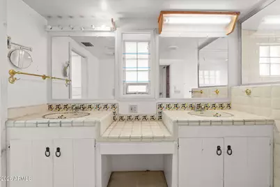 2210 Encanto Drive NW, Phoenix, AZ 85007 - Photo 35