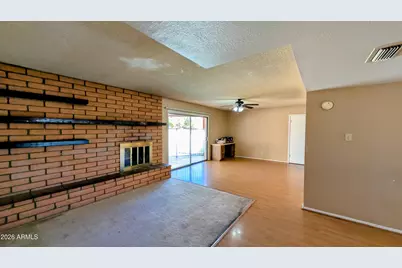 6738 W Georgia Avenue, Glendale, AZ 85303 - Photo 7