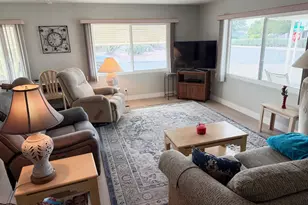 735 S Park View Cir, Mesa, AZ 85208 - Photo 11