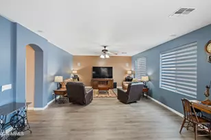 26131 N 67th Dr, Peoria, AZ 85383 - Photo 7